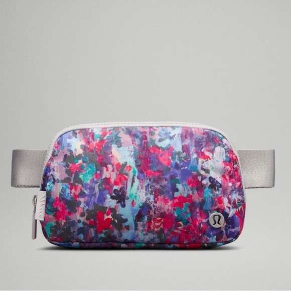 Lululemon | everywhere belt bag | 1L - Picture 2 of 9